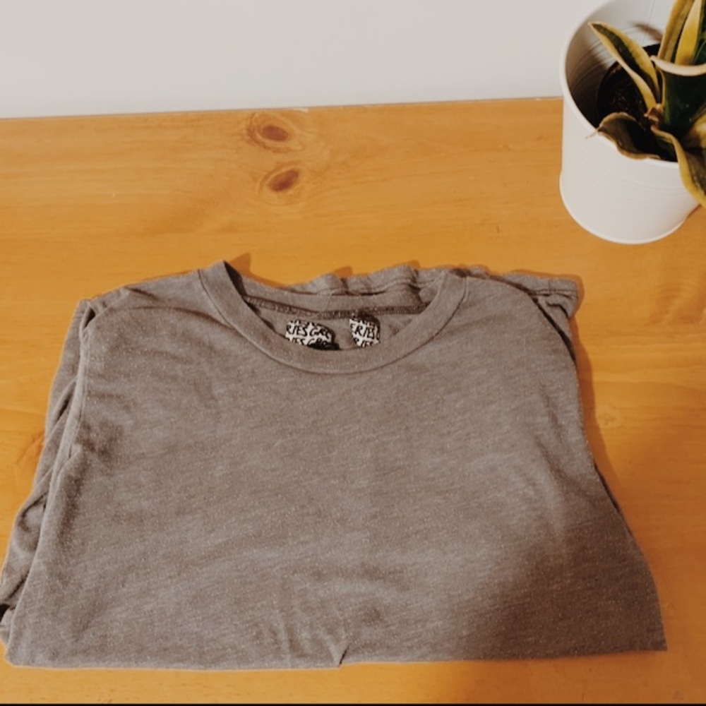 𝐂𝐨𝐭𝐭𝐨𝐧 𝐠𝐫𝐚𝐲 𝐜𝐫𝐨𝐩 𝐭𝐨𝐩